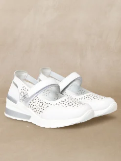 Babies à scratch en cuir