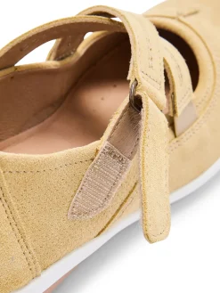 Babies cuir brides croisées