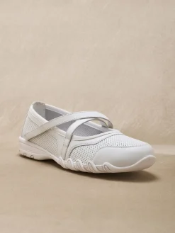 Babies d'été cuir perforé