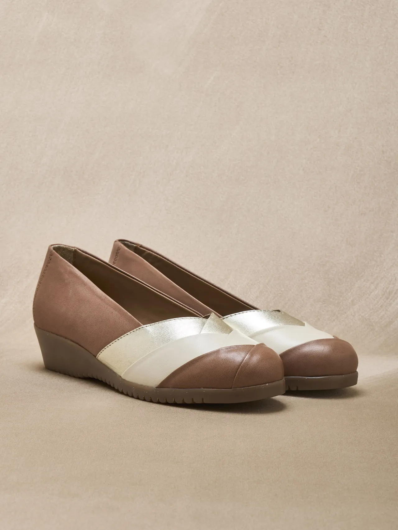 Ballerines cuir tricolore