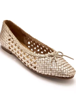 Ballerines en cuir tressées