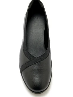 Ballerines tout cuir élastiquées