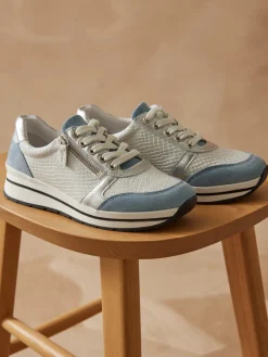 Baskets avec zip et lacets