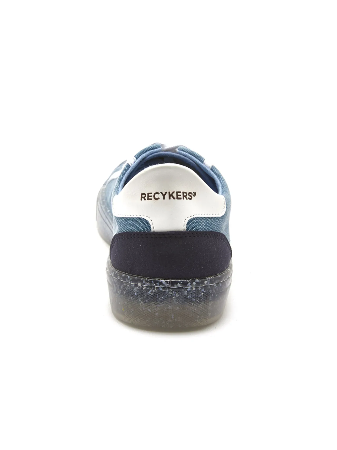 Baskets basses en matière recyclé