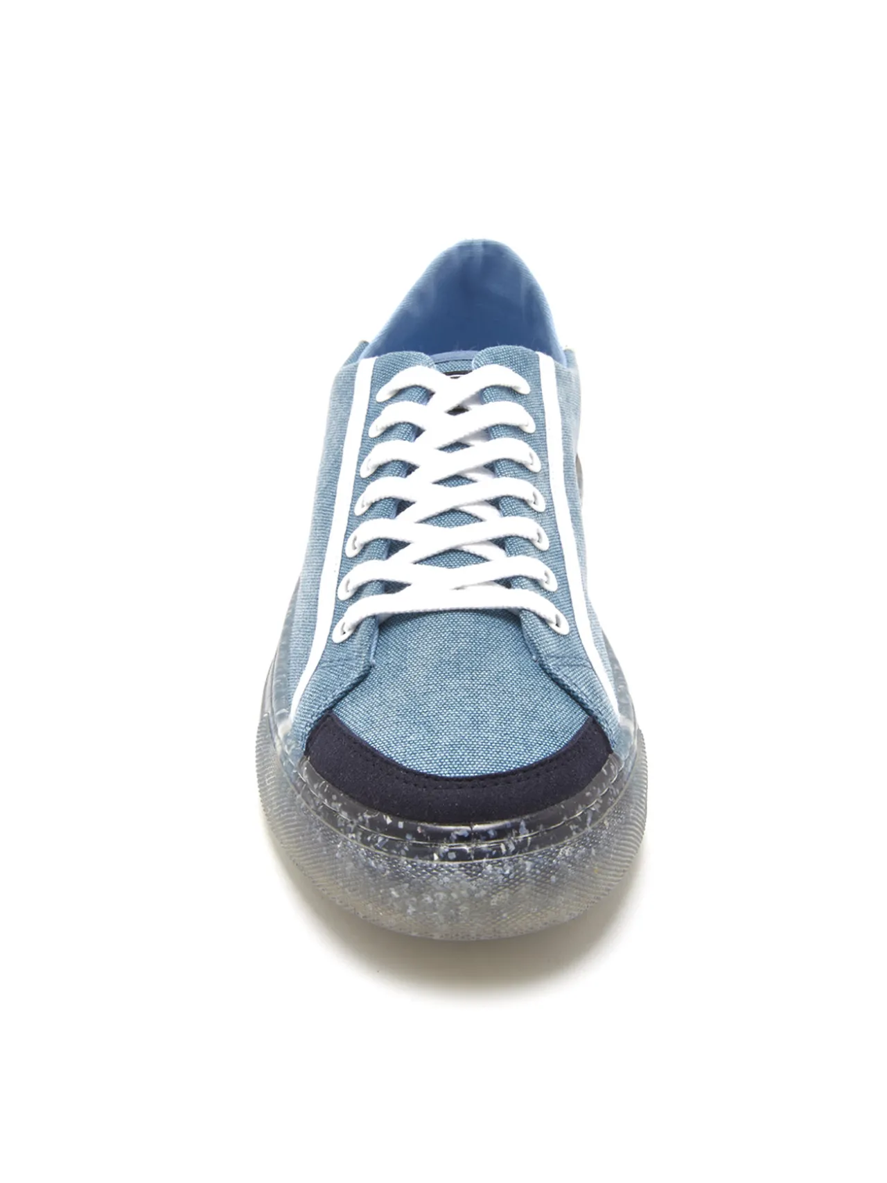 Baskets basses en matière recyclé