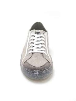 Baskets basses en matière recyclé