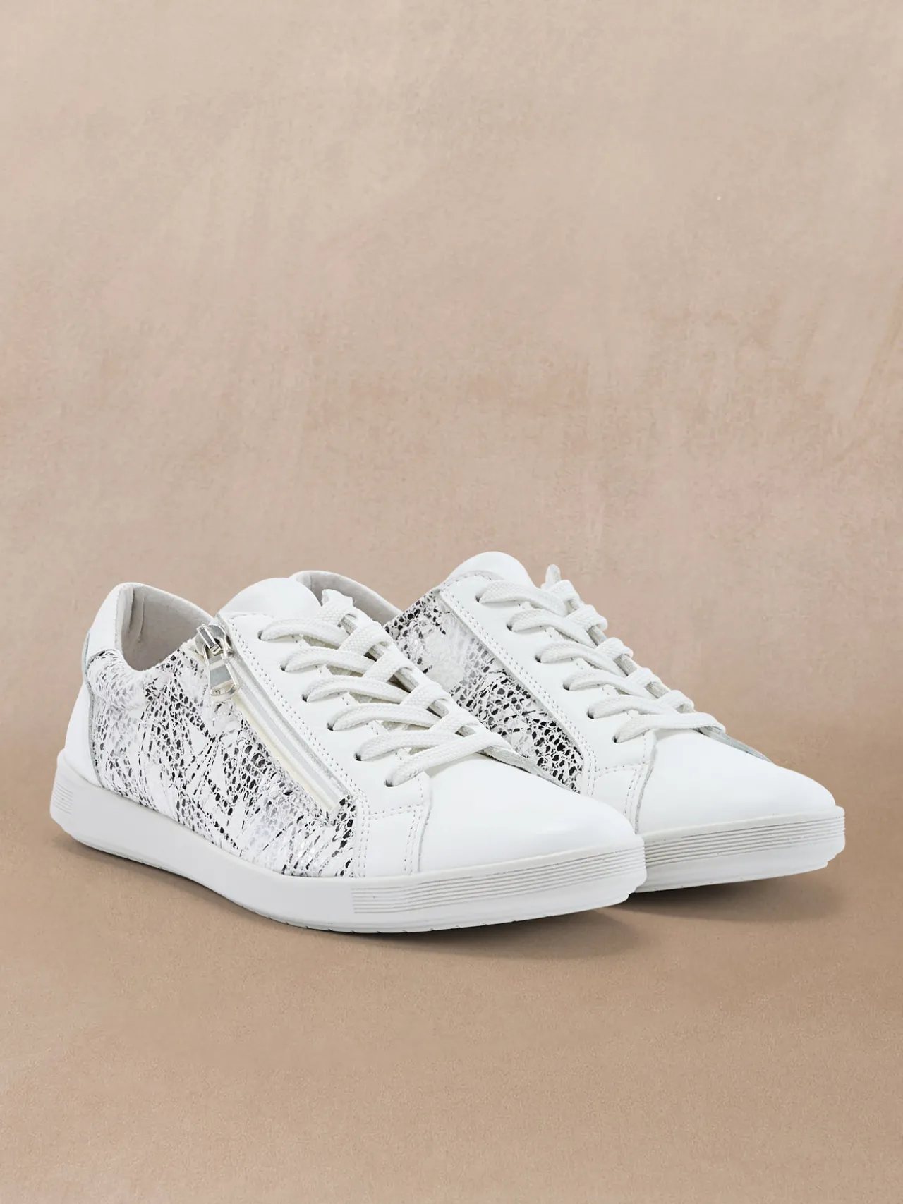 Baskets basses semelle amovible