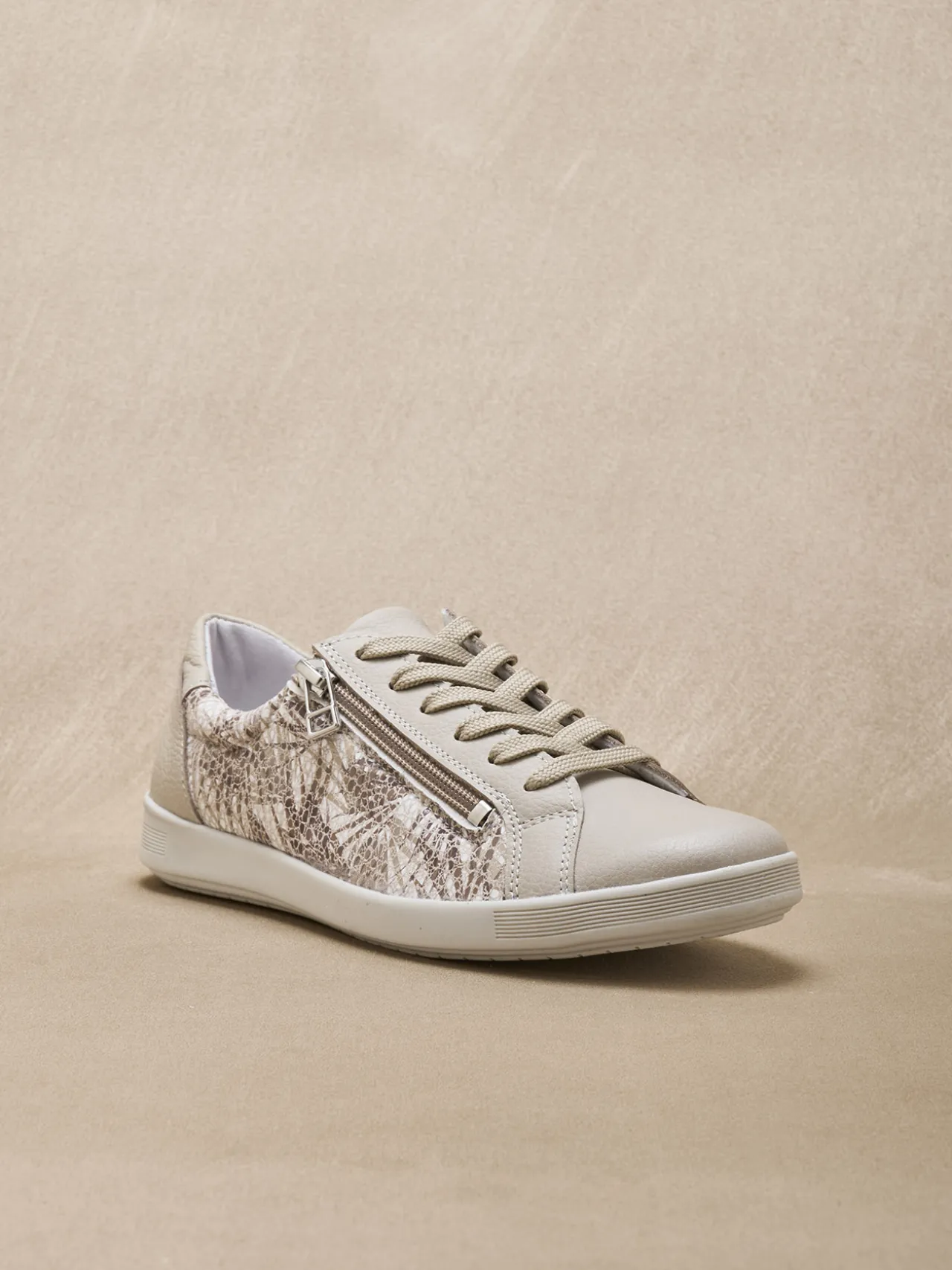 Baskets basses semelle amovible