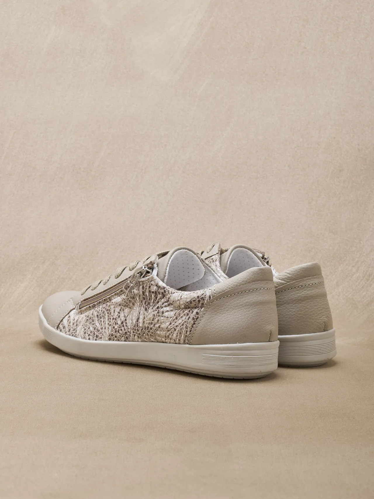 Baskets basses semelle amovible