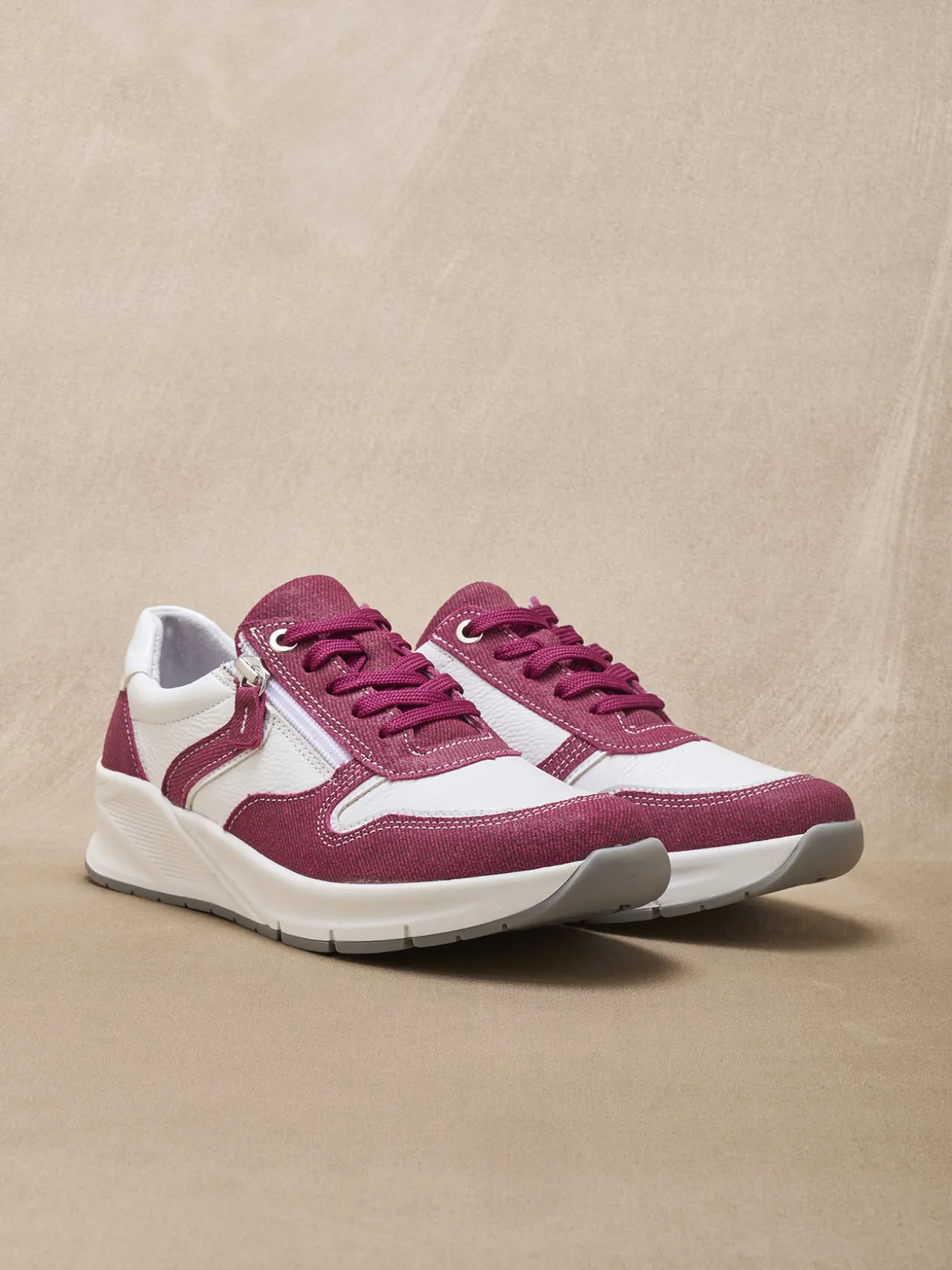 Baskets bicolores avec zip côté