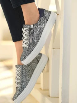 Baskets cuir avec zip et lacets