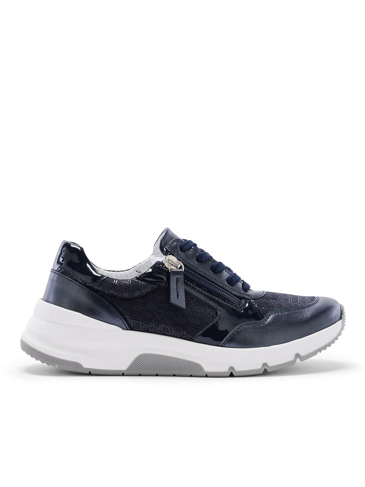 Baskets cuir et textile