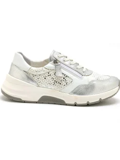 Baskets cuir et textile