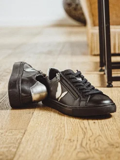 Baskets cuir motif papillon