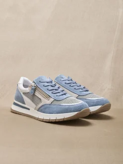 Baskets fermées par zip et lacets