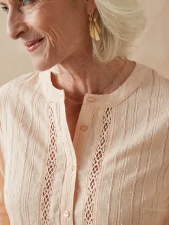 Blouse avec jeu de macramé
