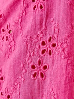 Blouse en brooderie anglaise