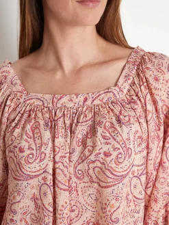 Blouse encolure carrée