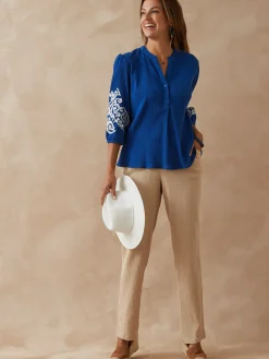 Blouse manches brodées