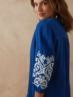 Blouse manches brodées