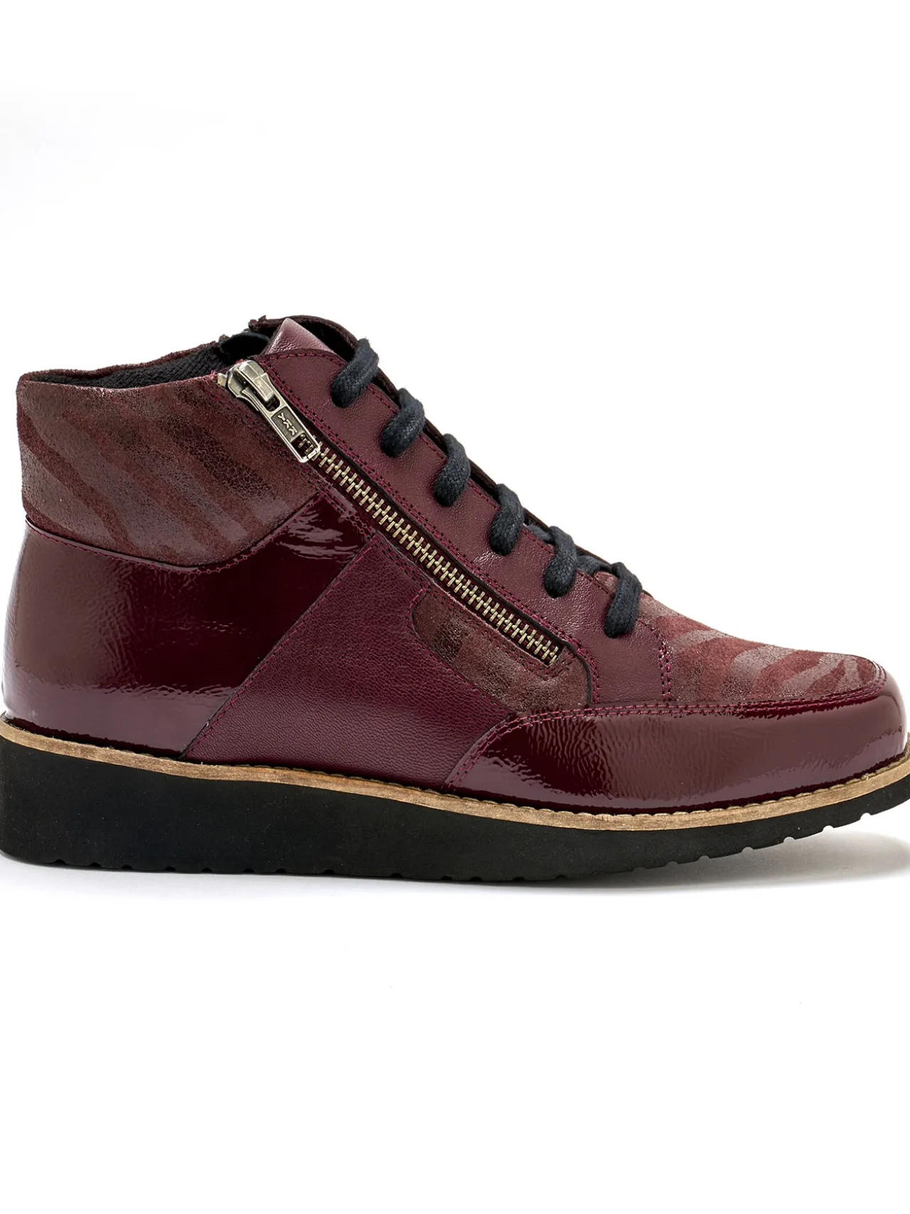 Boots à lacets cuir doublées suédine