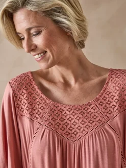 Chemise de nuit courte évasée fluide