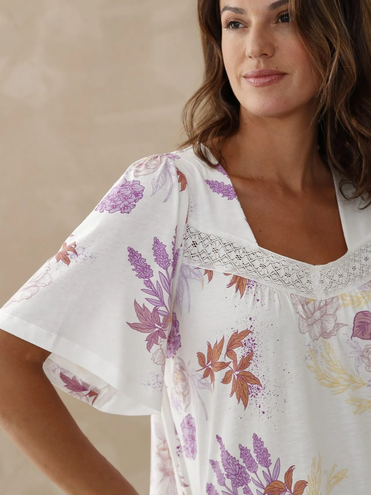 Chemise de nuit longue manches papillon