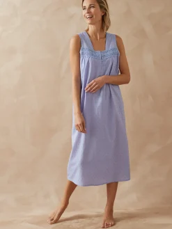 Chemise de nuit plumetis larges bretelle