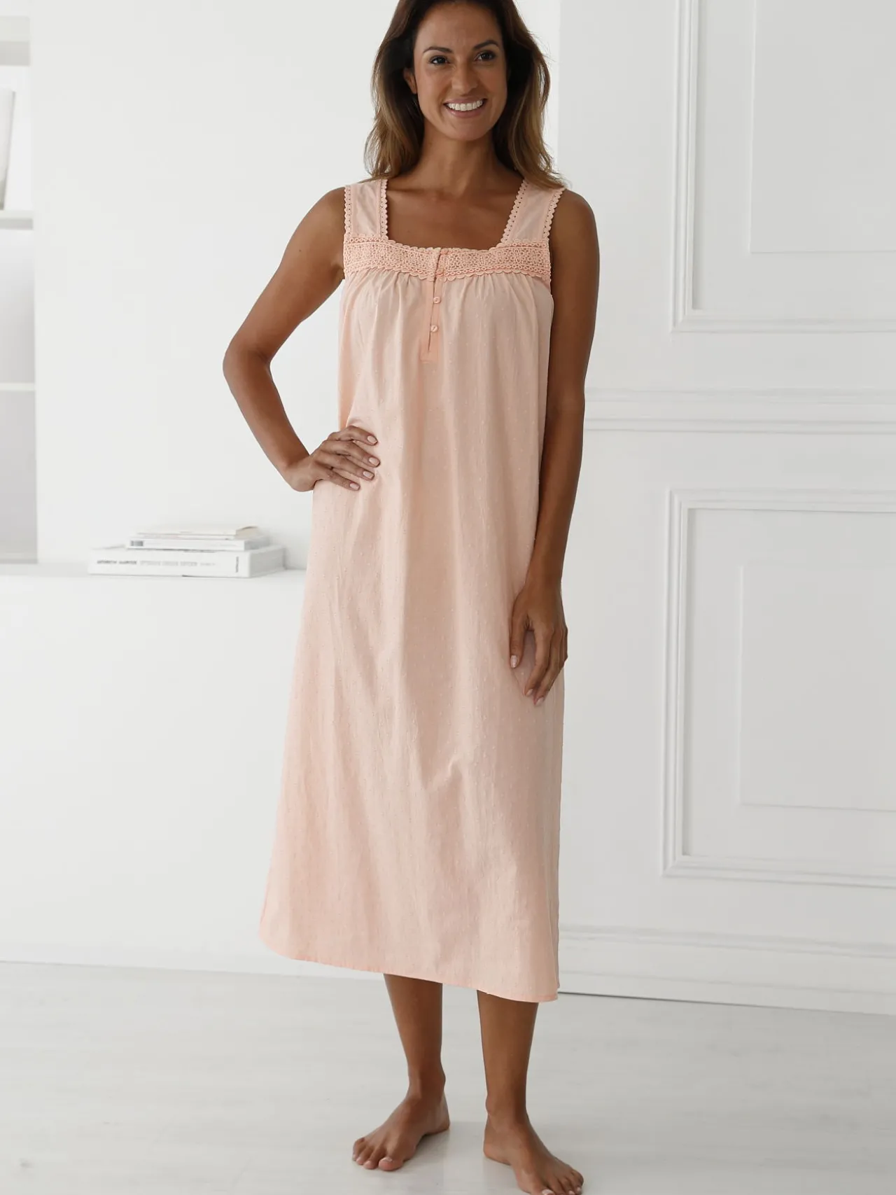 Chemise de nuit plumetis larges bretelle