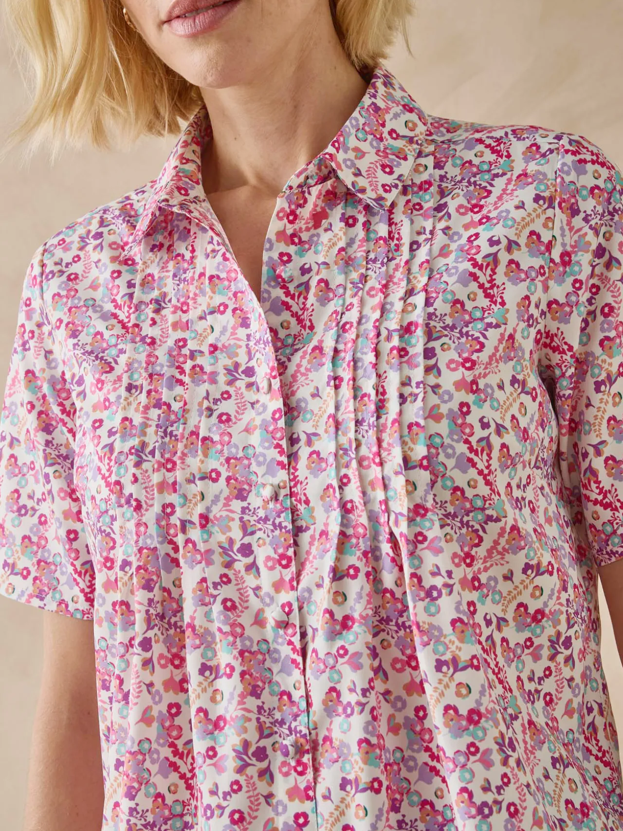 Chemisier effet plastron manches courtes