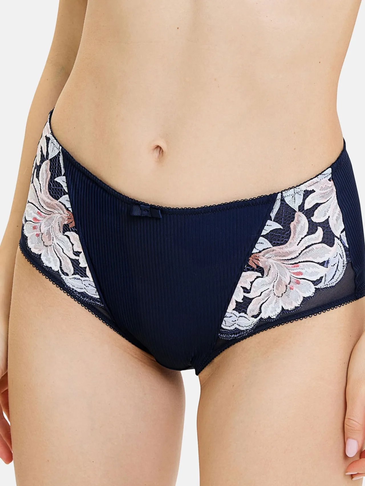 Culotte haute microfibre et dentelle