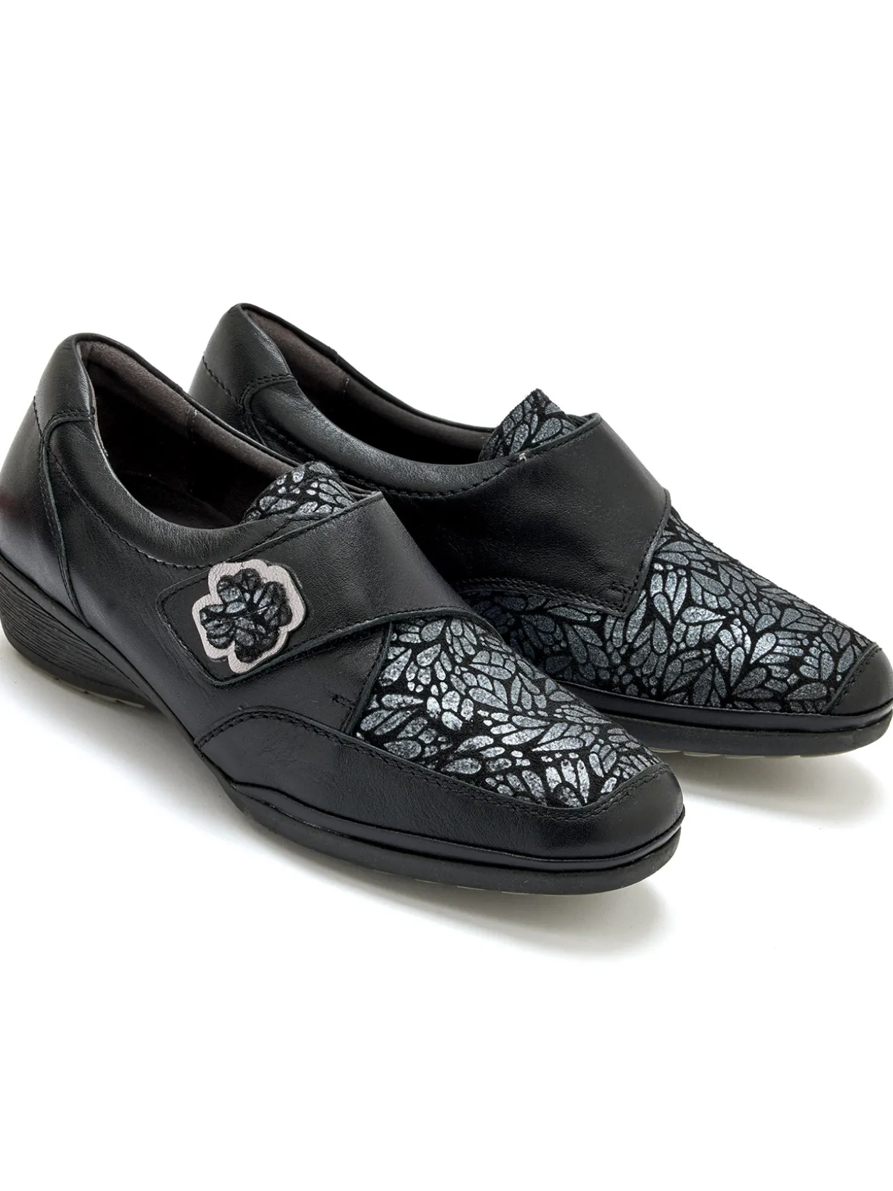 Derbies à scratch traités antibactéries