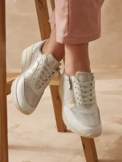 Derbies avec zip et lacets