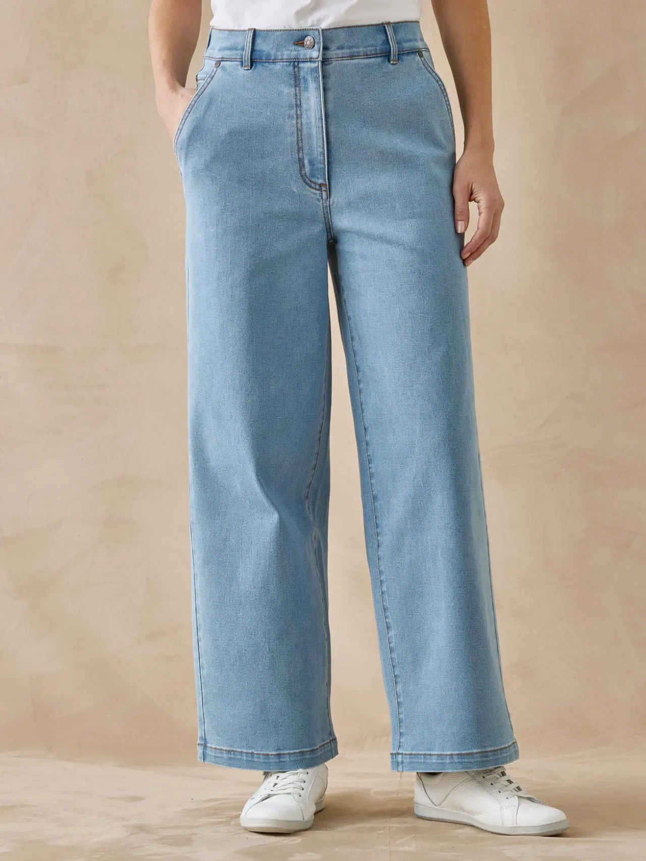 Jean 5 poches large et court