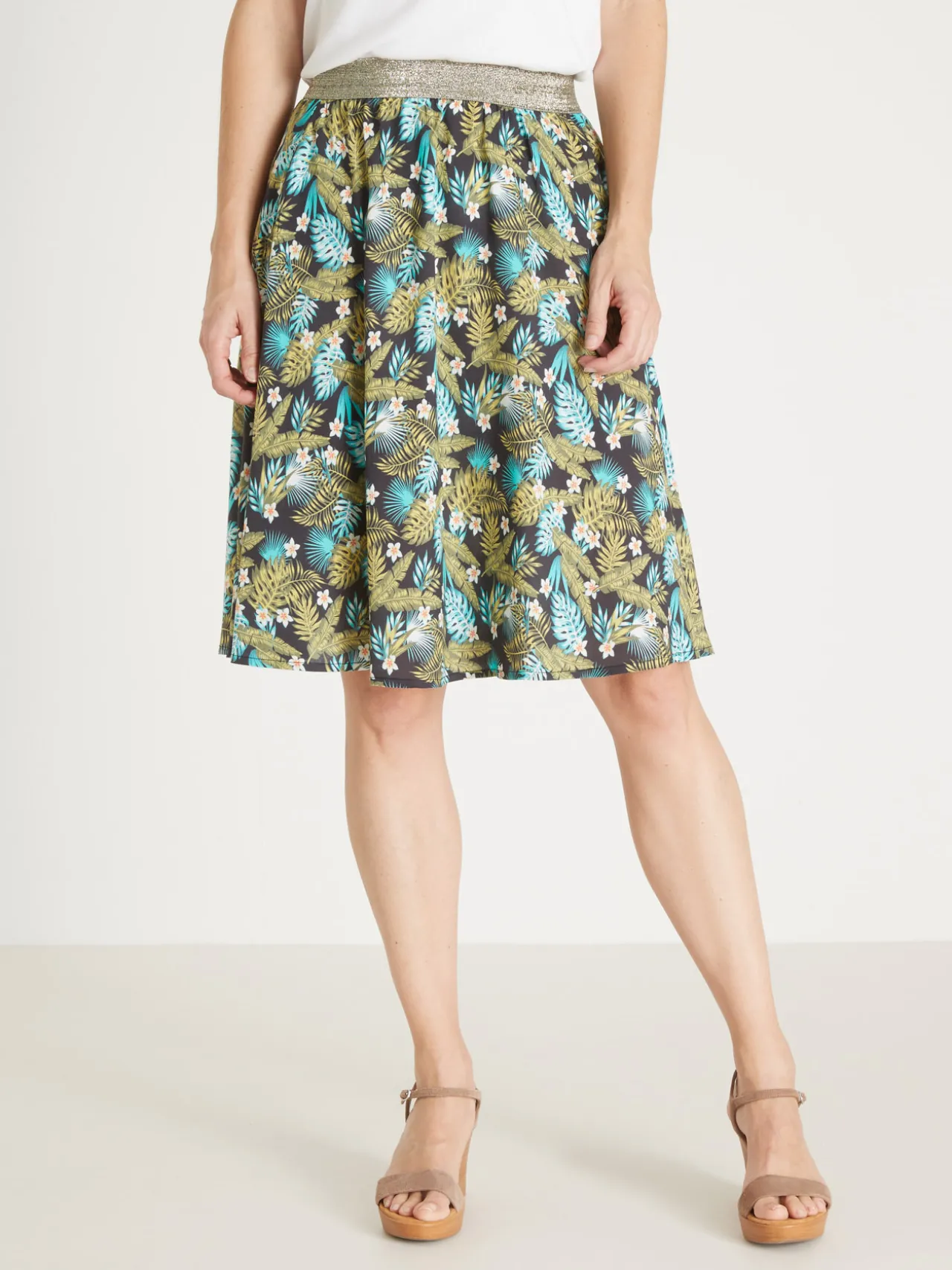 Jupe courte entièrement élastiquée