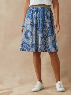 Jupe courte entièrement élastiquée