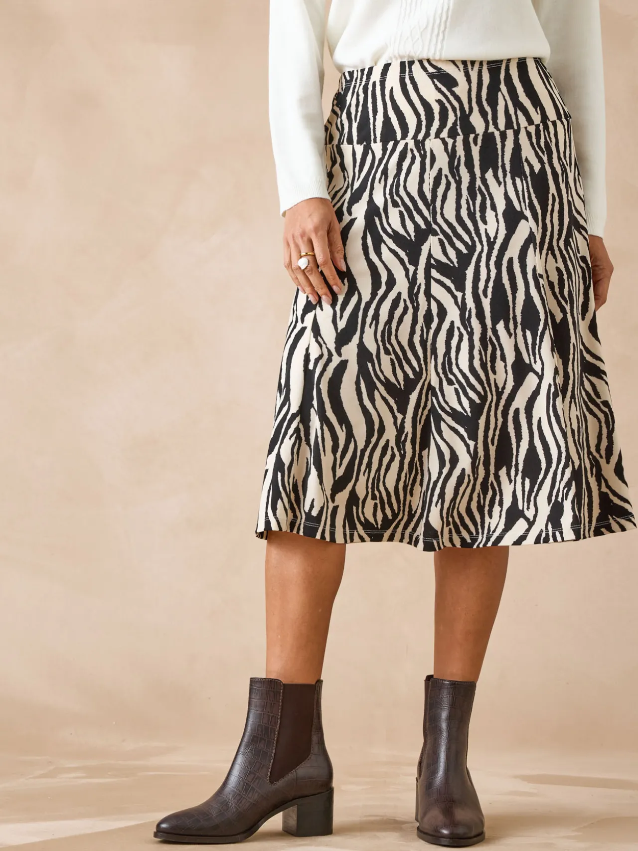 Jupe en maille, entièrement élastiquée