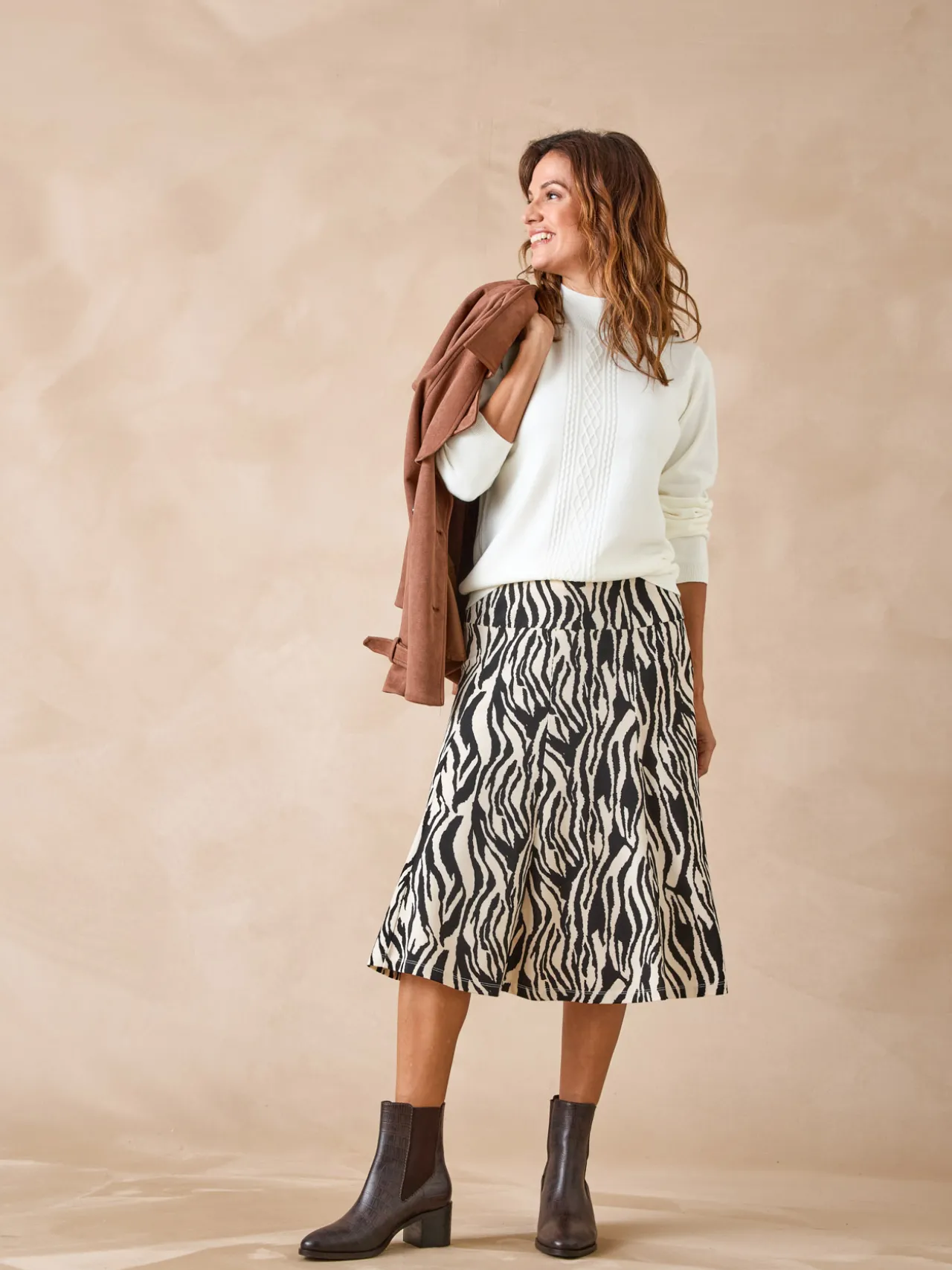 Jupe en maille, entièrement élastiquée