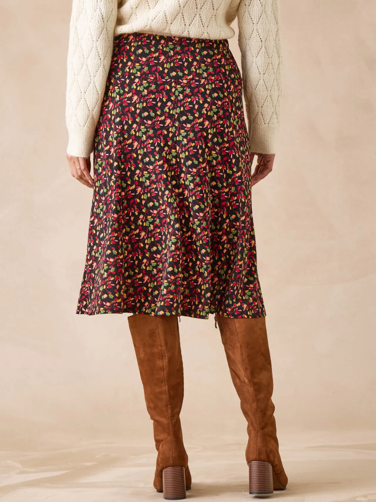 Jupe en maille, entièrement élastiquée