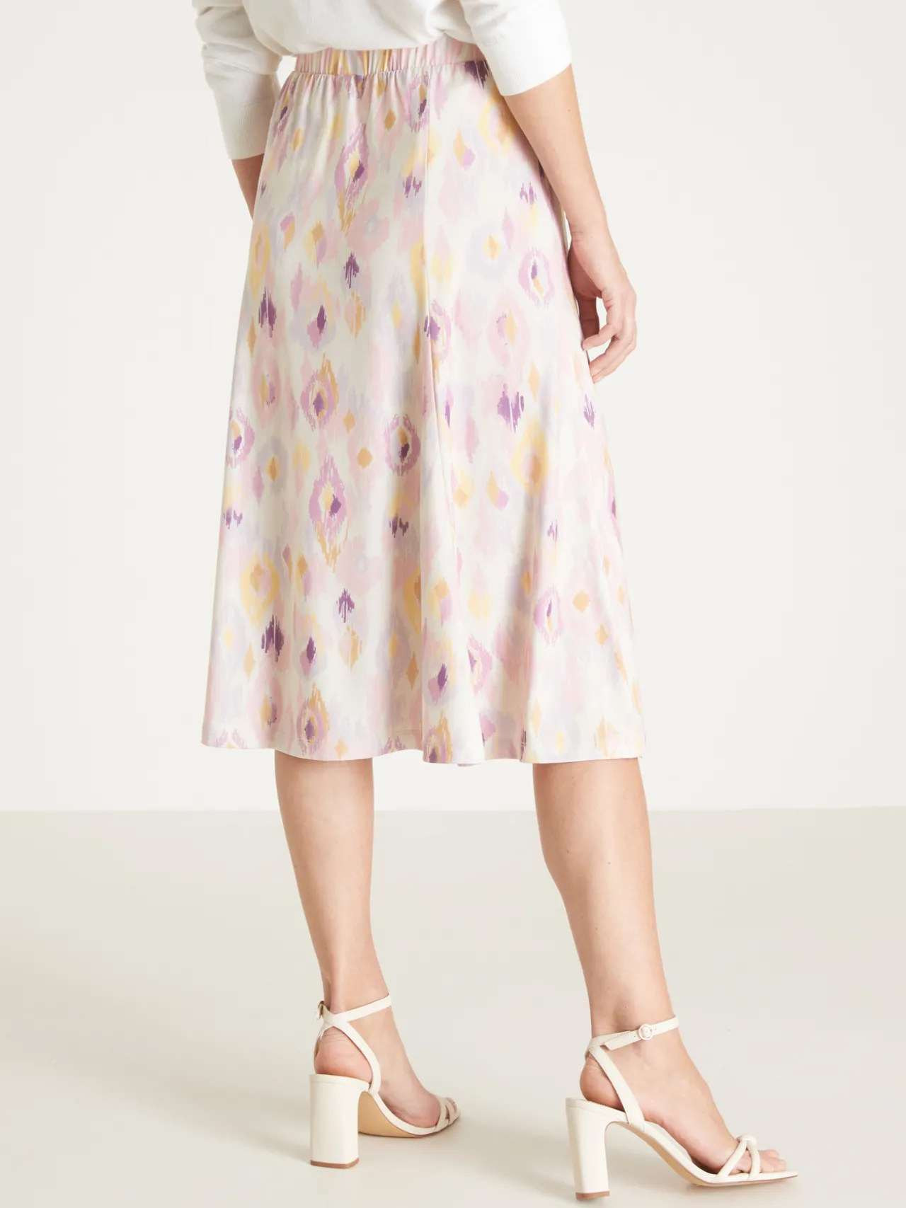 Jupe élastiquée évasée en maille