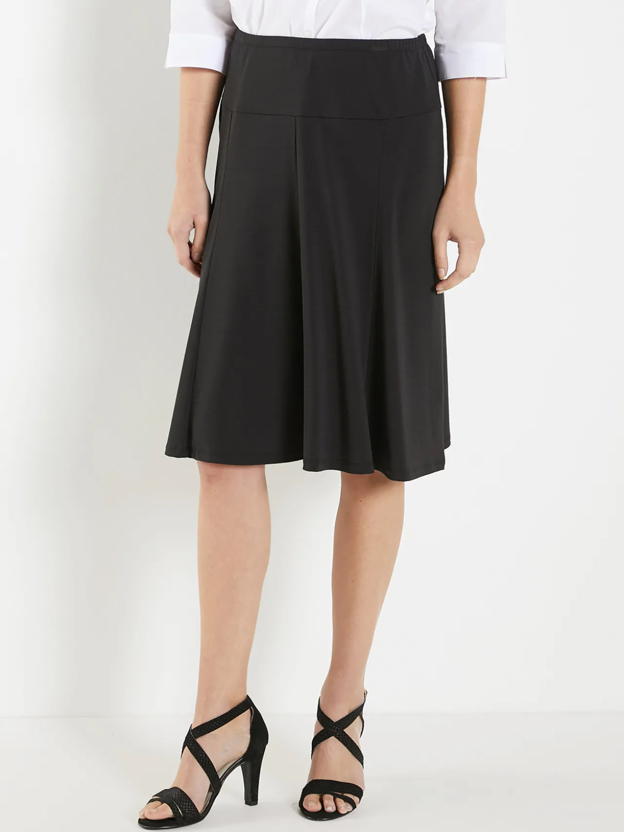 Jupe évasée entièrement élastiquée