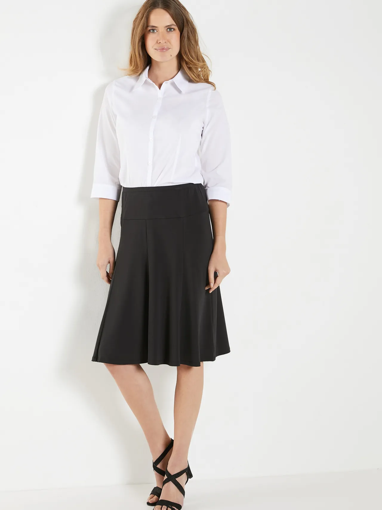 Jupe évasée entièrement élastiquée