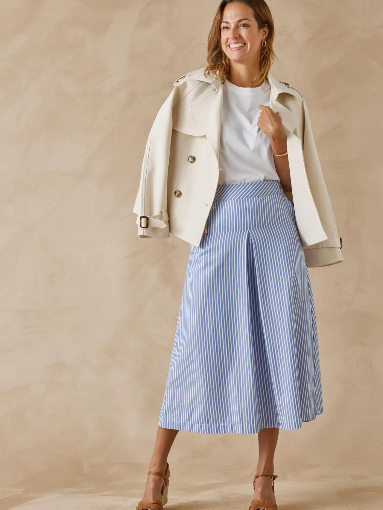 Jupe évasée élastiquée dos