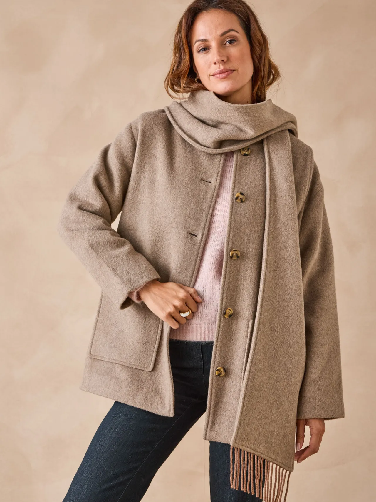 Manteau avec laine et écharpe amovible
