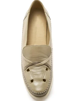 Mocassins bicolores ajourés