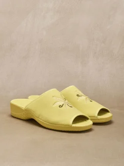 Mules brodées doublure éponge