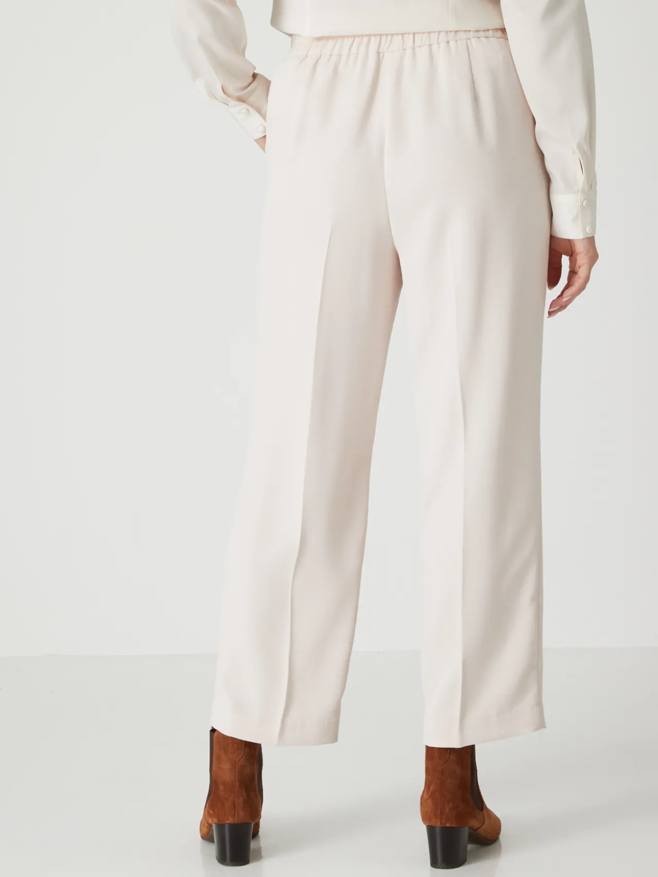 Pantacourt élastiqué dos