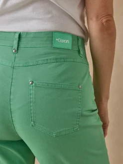 Pantacourt élastiqué en gabardine