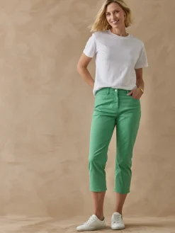 Pantacourt élastiqué en gabardine