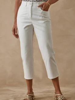 Pantacourt élastiqué en gabardine